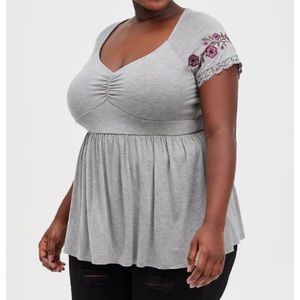 Torrid Size 1  Heather Gray Super Soft Embroidered Babydoll Top